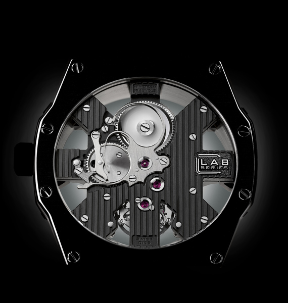 C1_BlackSpider_0320143_Caseback2
