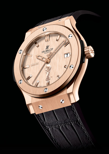 Hublot: Classic Fusion Gold FIFA 2010